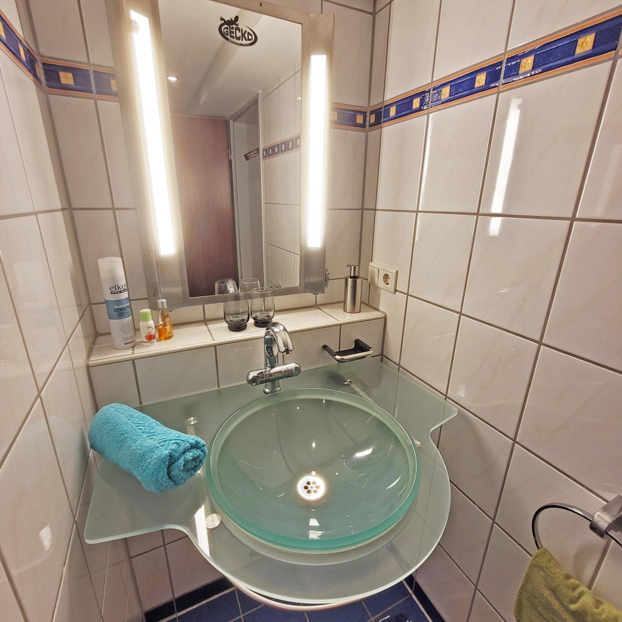 Apartment Close To Nature,Airport, Fair 라팅겐 외부 사진