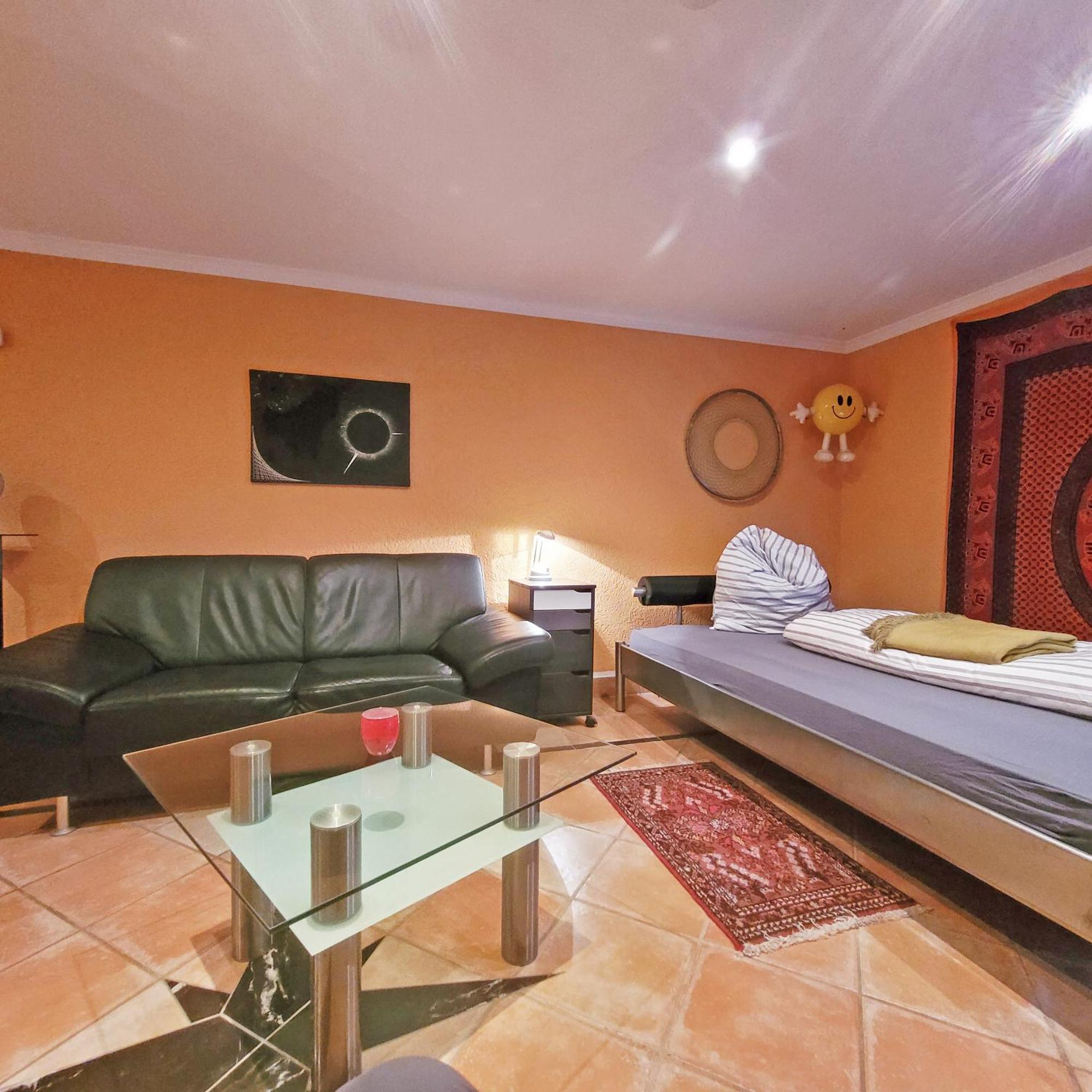 Apartment Close To Nature,Airport, Fair 라팅겐 외부 사진